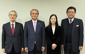 日本公認会計士協会千葉会会長の田中昌夫氏をお招きし鼎談および特別講演会を開催しました
