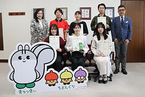 大学公式キャラクターアイデア表彰式を実施しました