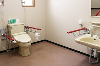 車椅子用トイレ