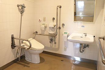 車椅子用トイレ