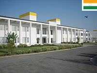 サー・パダンパット・シンハニア大学