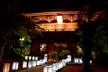 行灯ライトアップ