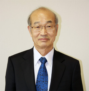 内田茂男常務理事