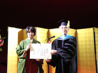 大学 式 千葉 卒業 「令和３年度千葉敬愛短期大学卒業式が挙行されました。」