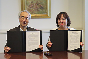 モンゴル税理士会と覚書を締結