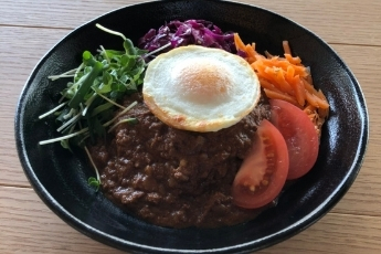 トリさんのカレー スペシャルトッピング