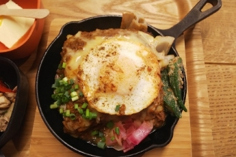 トリさんのカレー 焼きリゾット