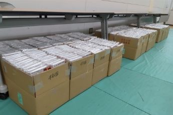 学位記授与式バージョン「トリさんカレー」搬入