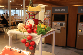 メニューディスプレイ