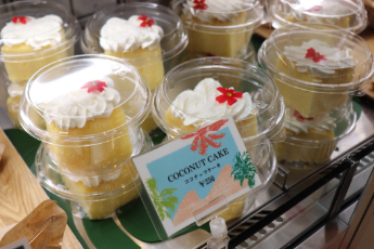 ココナッツケーキ