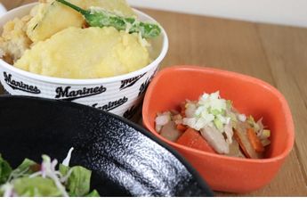 ロッ天丼＆もつ煮～スタジアム気分のお裾分け～