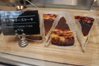 ベイクドチーズケーキ