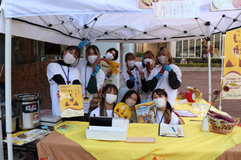 テント販売スタッフ