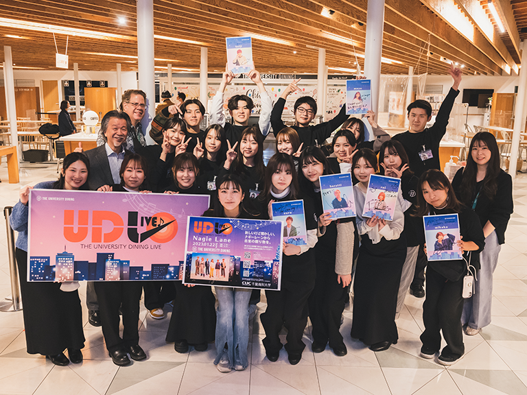 スタッフ集合写真