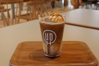 ナッツカフェラテ