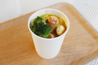 白菜とウインナーのカレースープ