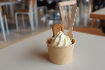 バニラソフトクリーム