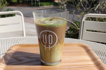 カフェ抹茶ラテ