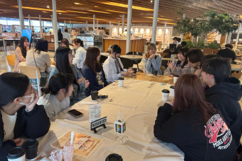 4/22 UD FIKA