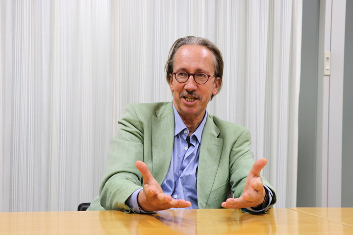 カール-A・フェヒナー監督