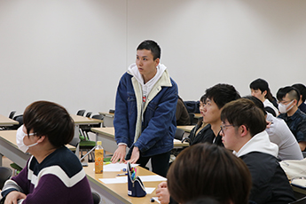 合同ゼミ 4月10日